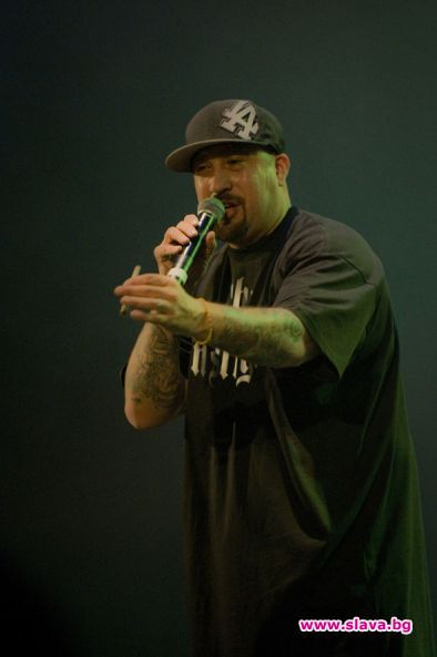 B-real изиска нормални цени на алкохола по време на концерта си