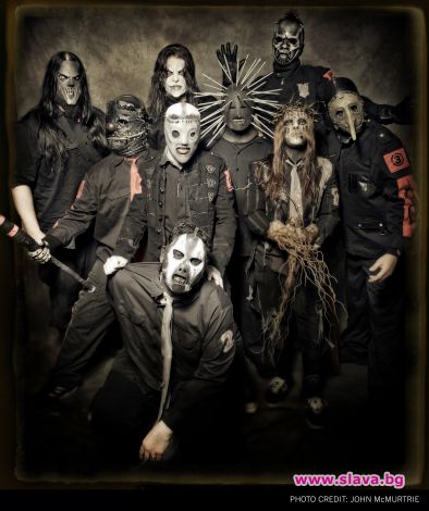 Фронтменът на Slipknot гостува на студенти