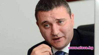 „Маргинали“ са Лили, Кубрат, Гришо и още 342 000 българи за Горанов