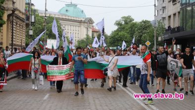 Над 20 000 са протестиращите всяка вечер: Свободна Европа