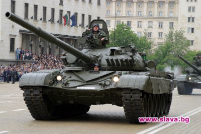 slava.bg : Военен парад 6 май 2008